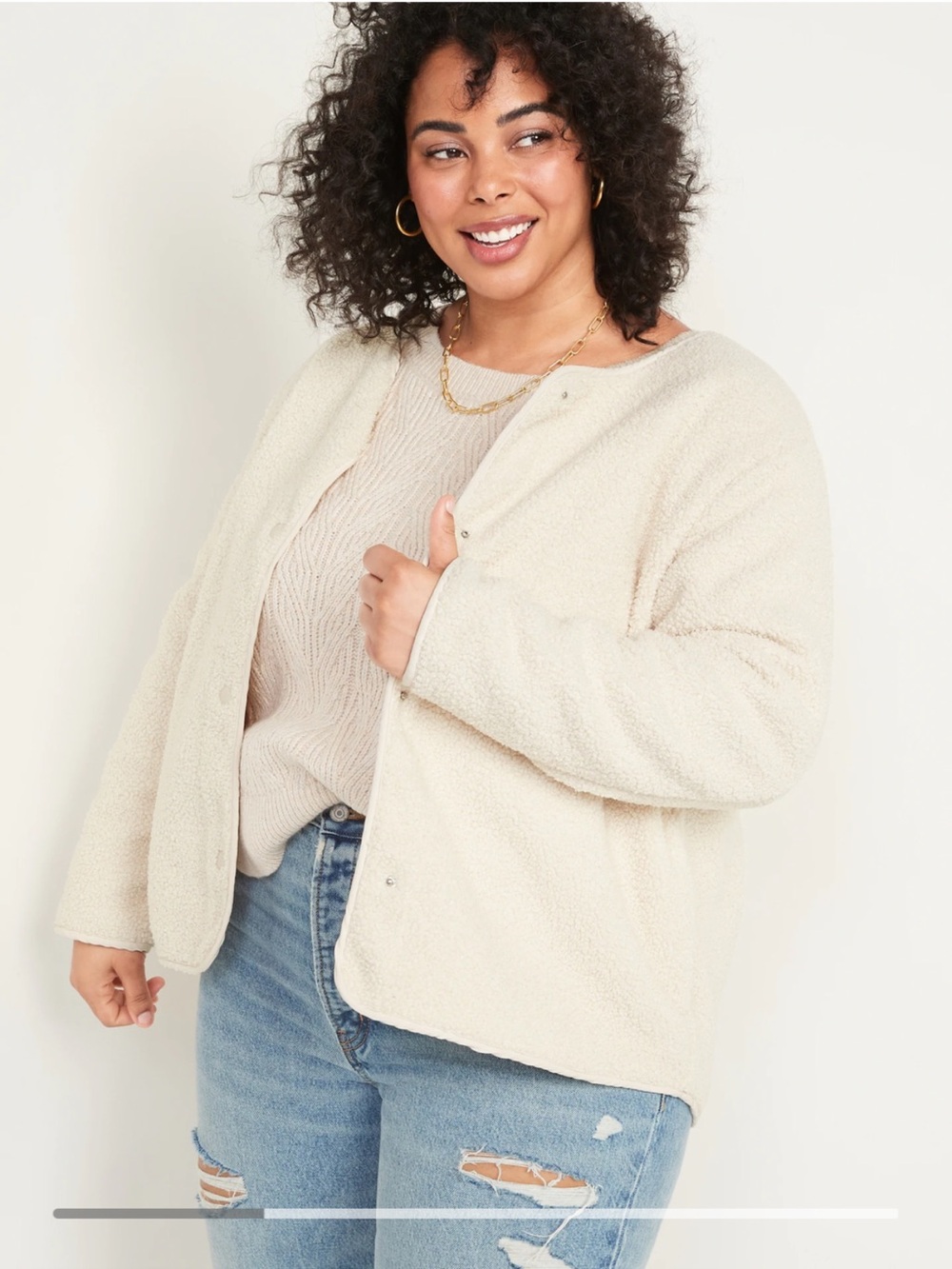 Old Navy Women’s Cozy Cream Collarless Sherpa Jacket